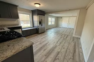 866 Center St, Middleborough, MA 02346 - Photo 4