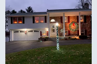 52 Walker, Seekonk, MA 02771 - Photo 2