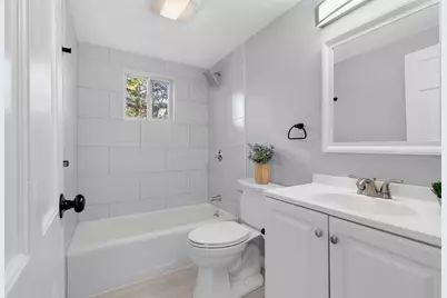 17 Fresh Pond Cir, Plymouth, MA 02360 - Photo 10