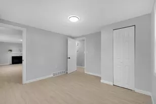 17 Fresh Pond Cir, Plymouth, MA 02360 - Photo 16