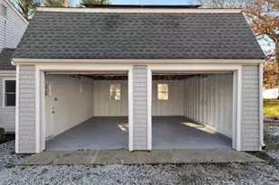 17 Fresh Pond Cir, Plymouth, MA 02360 - Photo 34