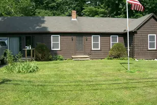 480 Pleasant St, Leicester, MA 01524 - Photo 1