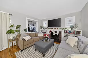 1684 Northampton St, Holyoke, MA 01040 - Photo 6