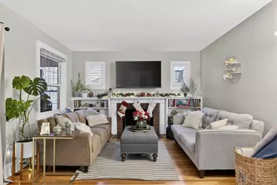 1684 Northampton St, Holyoke, MA 01040 - Photo 10