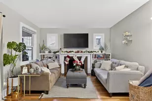 1684 Northampton St, Holyoke, MA 01040 - Photo 10