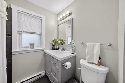 1684 Northampton St, Holyoke, MA 01040 - Photo 24