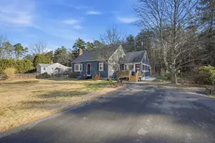 33 Springdale St, Westfield, MA 01085 - Photo 2