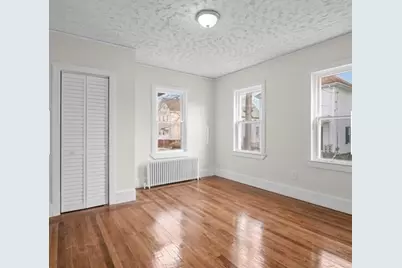 28 Borden St #1, New Bedford, MA 02740 - Photo 10