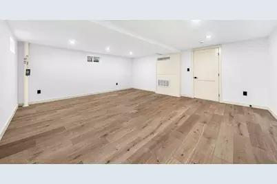 25 Shaw Rd, Wellesley, MA 02481 - Photo 24