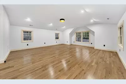 25 Shaw Rd, Wellesley, MA 02481 - Photo 12