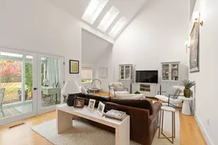 300 Willow St, Hamilton, MA 01982 - Photo 8