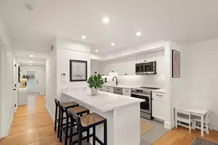 300 Willow St, Hamilton, MA 01982 - Photo 2