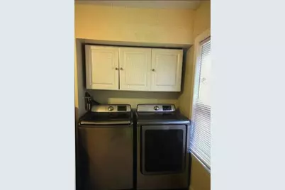 101 West Hollis #1, Nashua, NH 03060 - Photo 4