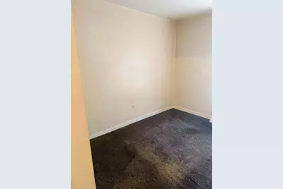 101 West Hollis #1, Nashua, NH 03060 - Photo 2