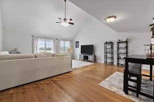 150 Ariel Cir, Sutton, MA 01590 - Photo 10