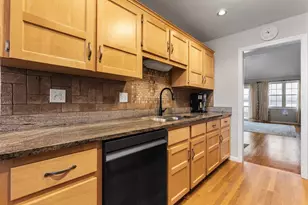 150 Ariel Cir, Sutton, MA 01590 - Photo 8