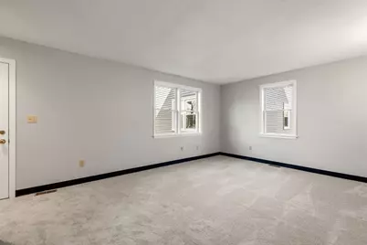 36 Irving St #B, Salem, MA 01970 - Photo 8