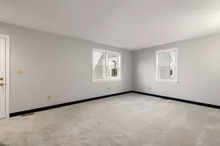 36 Irving St, Salem, MA 01970 - Photo 8