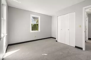 36 Irving St, Salem, MA 01970 - Photo 12