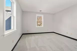 36 Irving St, Salem, MA 01970 - Photo 10