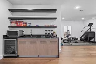 19A Shirley Rd, Medford, MA 02155 - Photo 12