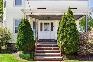 124 Grant Ave, Medford, MA 02155 - Photo 4