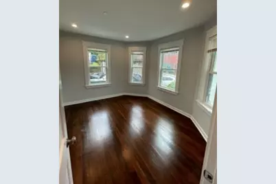 31-33 Raymond #2, Somerville, MA 02144 - Photo 6