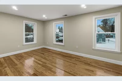 35 Oak St, Tewksbury, MA 01876 - Photo 8