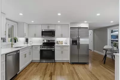 35 Oak St, Tewksbury, MA 01876 - Photo 1