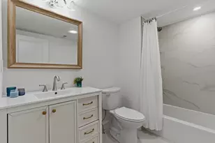 35 Oak St, Tewksbury, MA 01876 - Photo 16