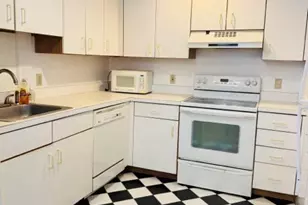 10 Weston St, Quincy, MA 02170 - Photo 10