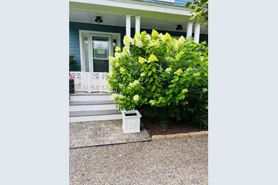 1 Sparrow Grn, Weymouth, MA 02190 - Photo 2