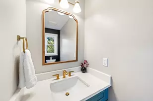 110 Wilson Rd, Bedford, MA 01730 - Photo 16