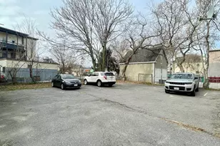 8 Dalton St, Lowell, MA 01850 - Photo 12