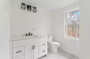 32 Laurel Ln, Raynham, MA 02767 - Photo 18