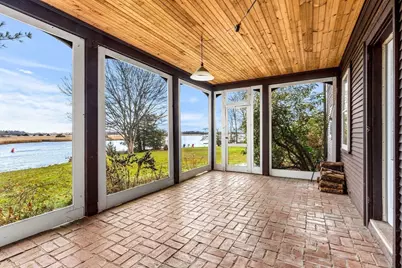 1 Jefferson St, Newburyport, MA 01950 - Photo 28