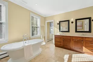 149 A Bishop Allen Dr, Cambridge, MA 02139 - Photo 24