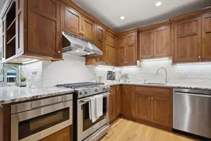 149 A Bishop Allen Dr, Cambridge, MA 02139 - Photo 12