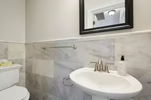 149 A Bishop Allen Dr, Cambridge, MA 02139 - Photo 18