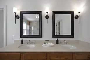 149 A Bishop Allen Dr, Cambridge, MA 02139 - Photo 22