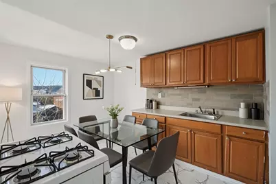 43 Pleasant St, Fitchburg, MA 01420 - Photo 18