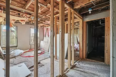 43 Pleasant St, Fitchburg, MA 01420 - Photo 36