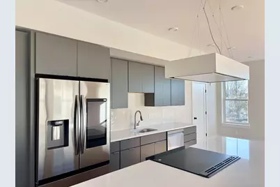 421 High St #TH308, Medford, MA 02155 - Photo 4