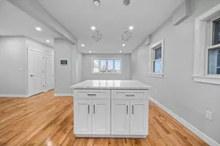 31 Wordsworth St, Boston, MA 02128 - Photo 10