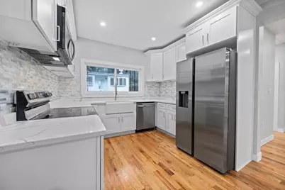 31 Wordsworth St, Boston, MA 02128 - Photo 8