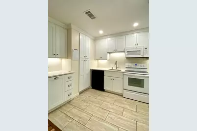 666 Main St #315, Winchester, MA 01890 - Photo 8