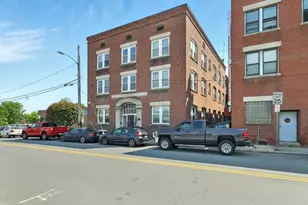 11 Conway St, Greenfield, MA 01301 - Photo 2