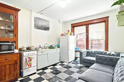 11 Conway St, Greenfield, MA 01301 - Photo 12