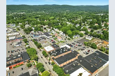 11 Conway St, Greenfield, MA 01301 - Photo 4