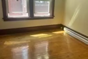 11 Conway St, Greenfield, MA 01301 - Photo 8